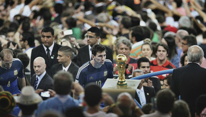 邓亚萍怒揭3人窘境！樊振东夺冠反显男乒危机，统治时代真要终结？（邓亚萍直言三人陷困境，樊振东夺冠难掩男乒隐忧，统治时代要落幕？）