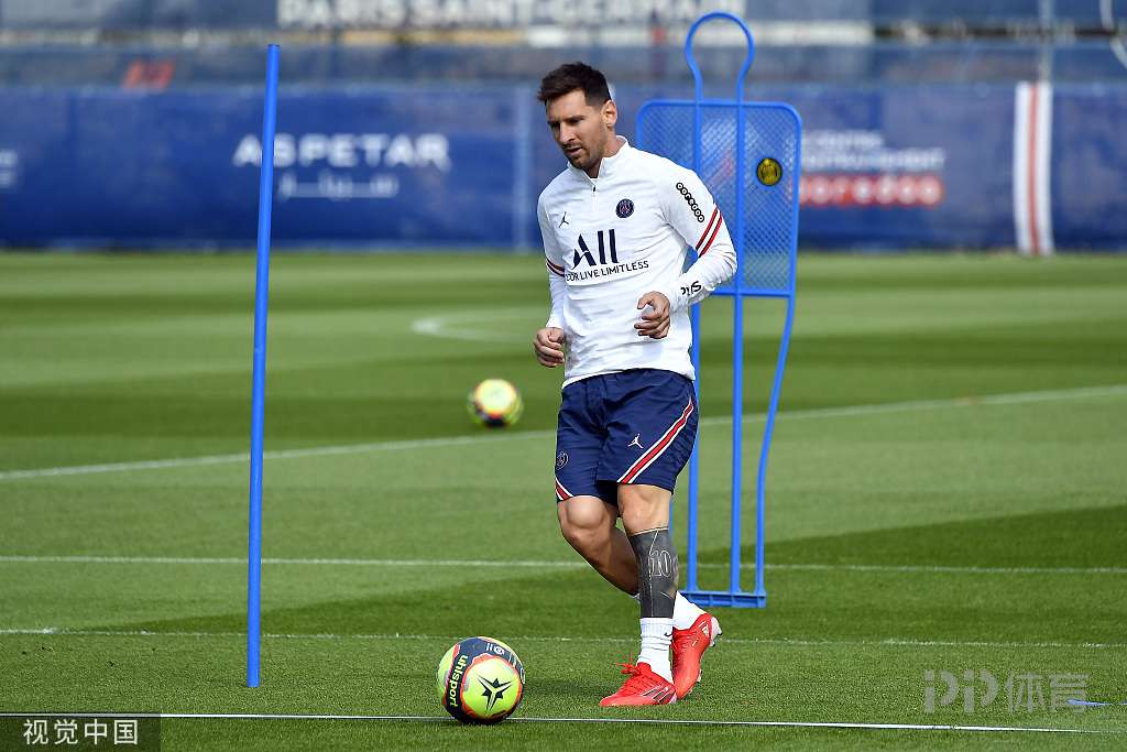 NBA球员专访：詹姆斯谈团队合作,（NBA独家专访：詹姆斯解读团队合作的力量）